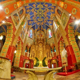 Odnowiona polichromia w koście...